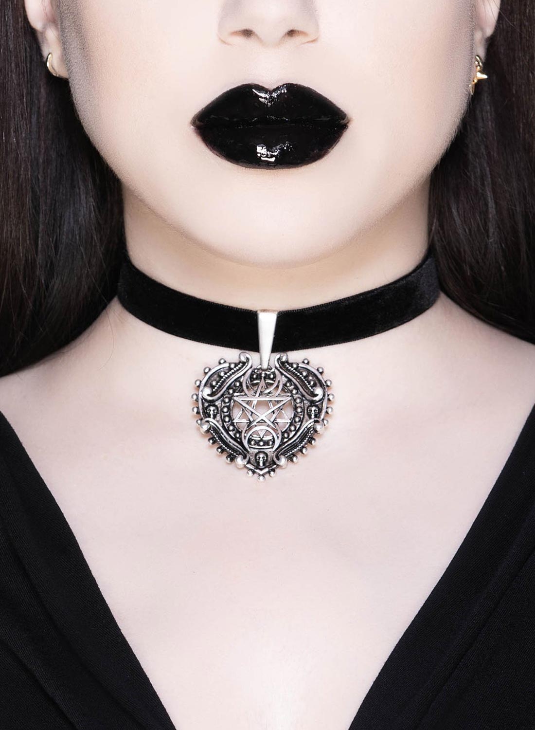 Killstar Deadheart Velvet Choker
