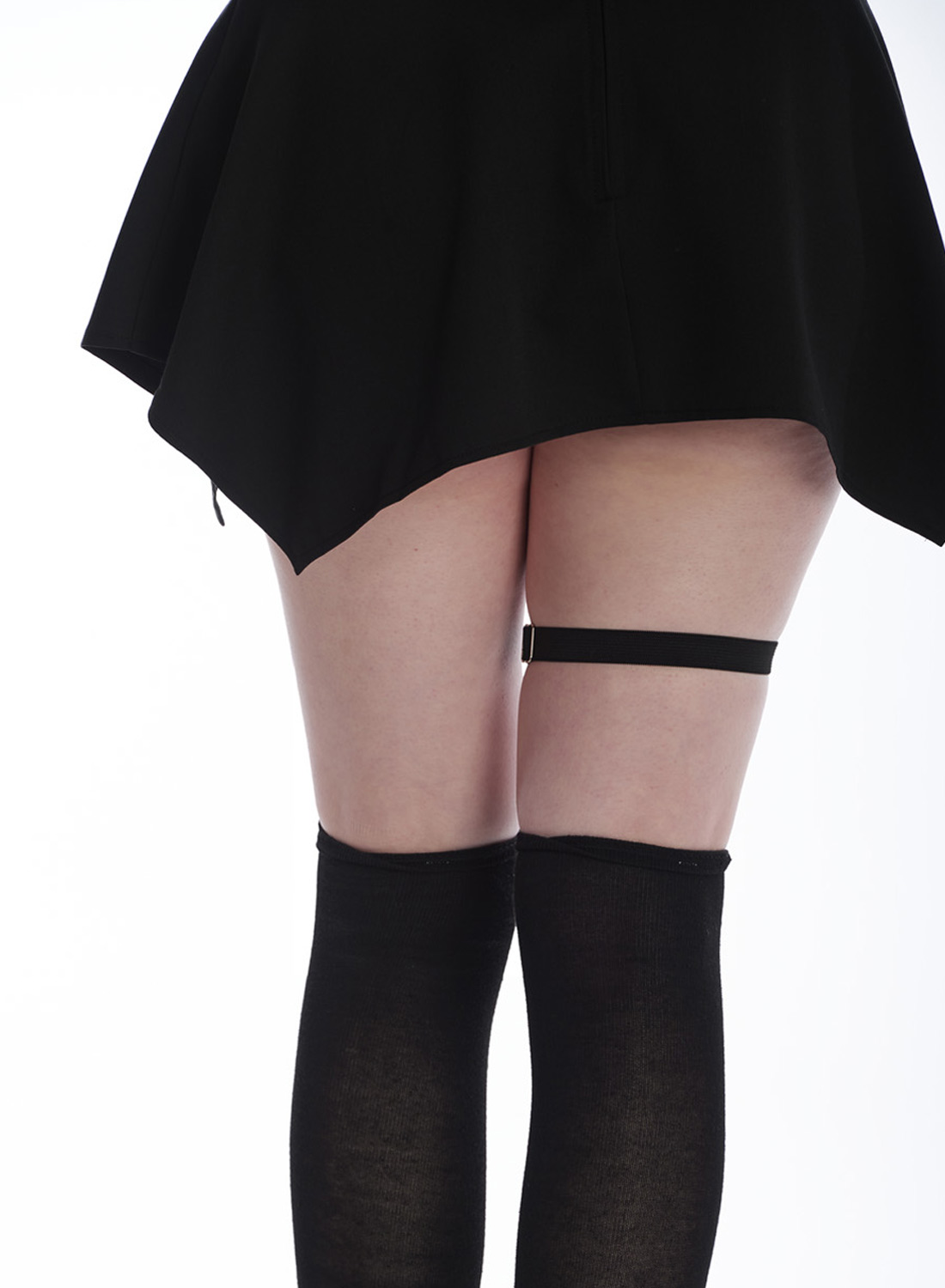 Tomo Leg Garter