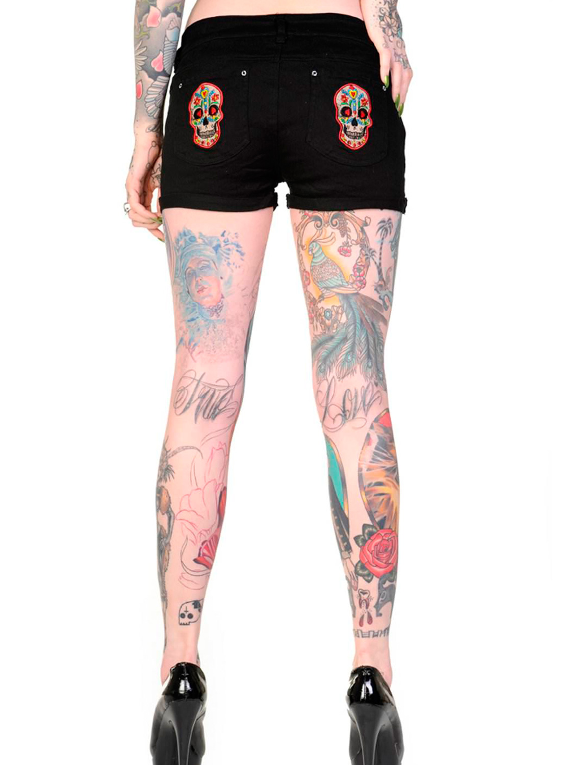'Candy Skull' brodyr på bakfickorna.